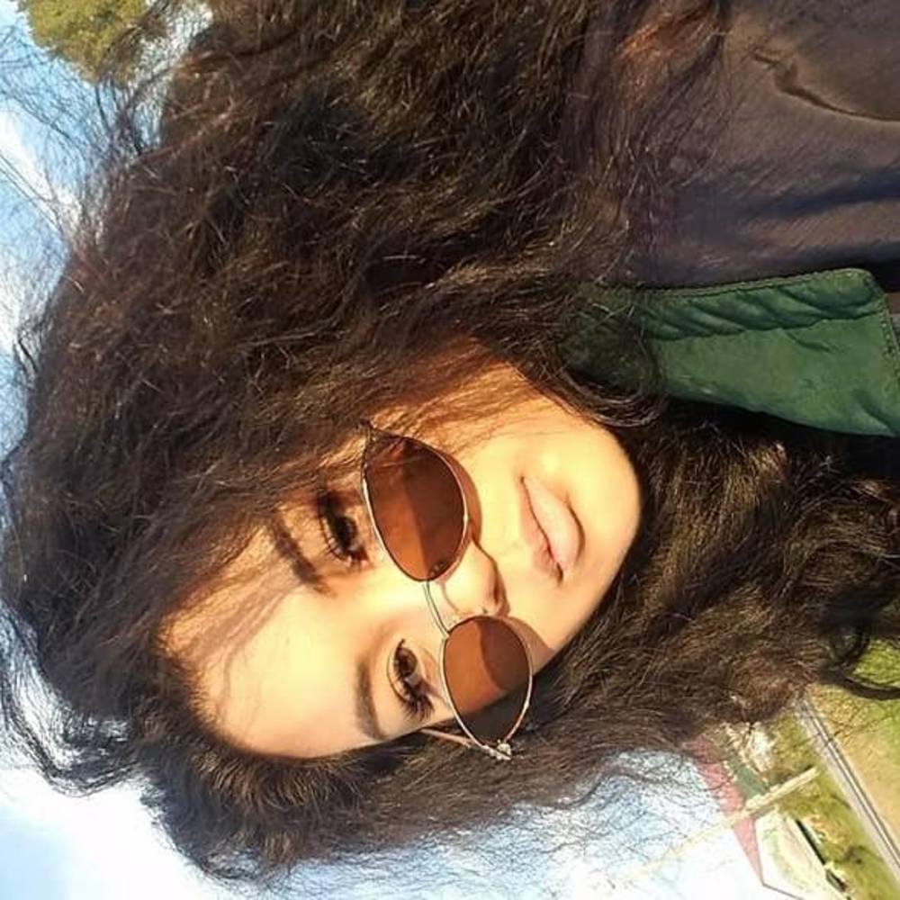 Meet your Posher, Valerie